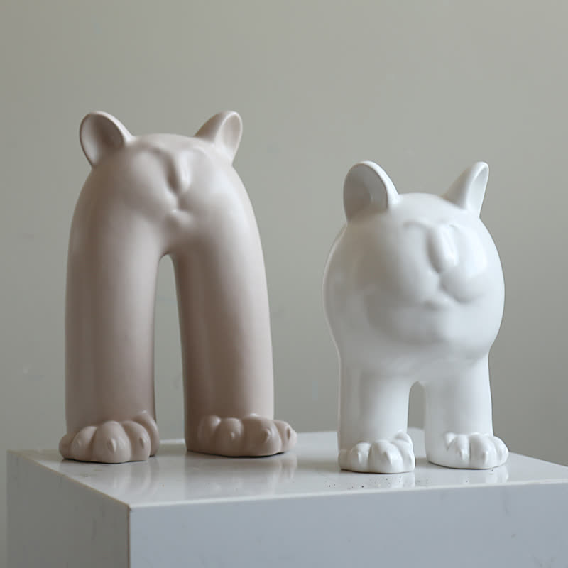 Vase en céramique de couleur crème avec motif de chat