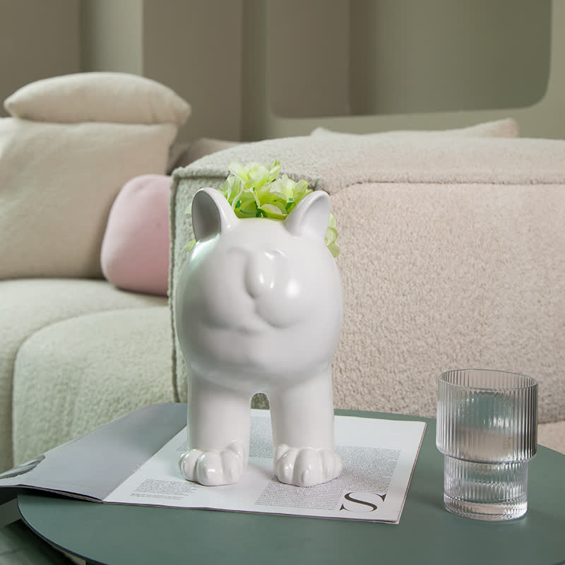Vase en céramique de couleur crème avec motif de chat