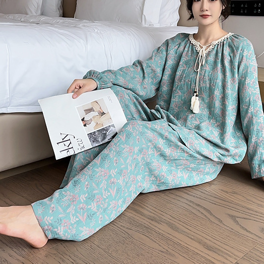 Ensemble pyjama en coton grande taille avec décolleté en dentelle