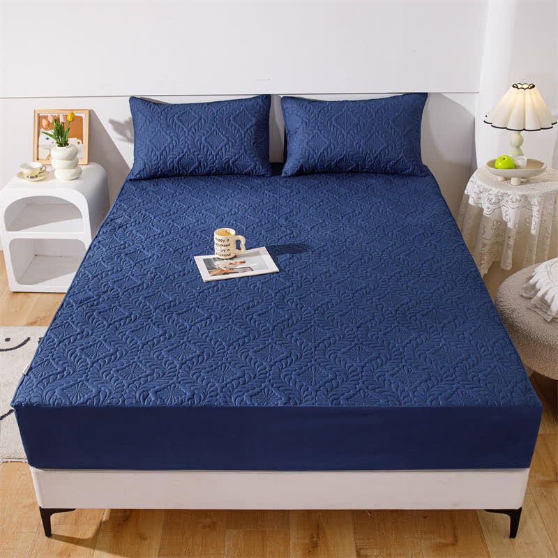 Drap-housse imperméable, uni et matelassé