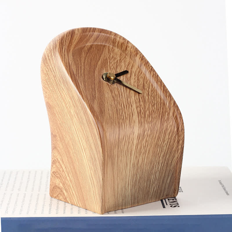 Ornement d'horloge créatif avec grain de bois