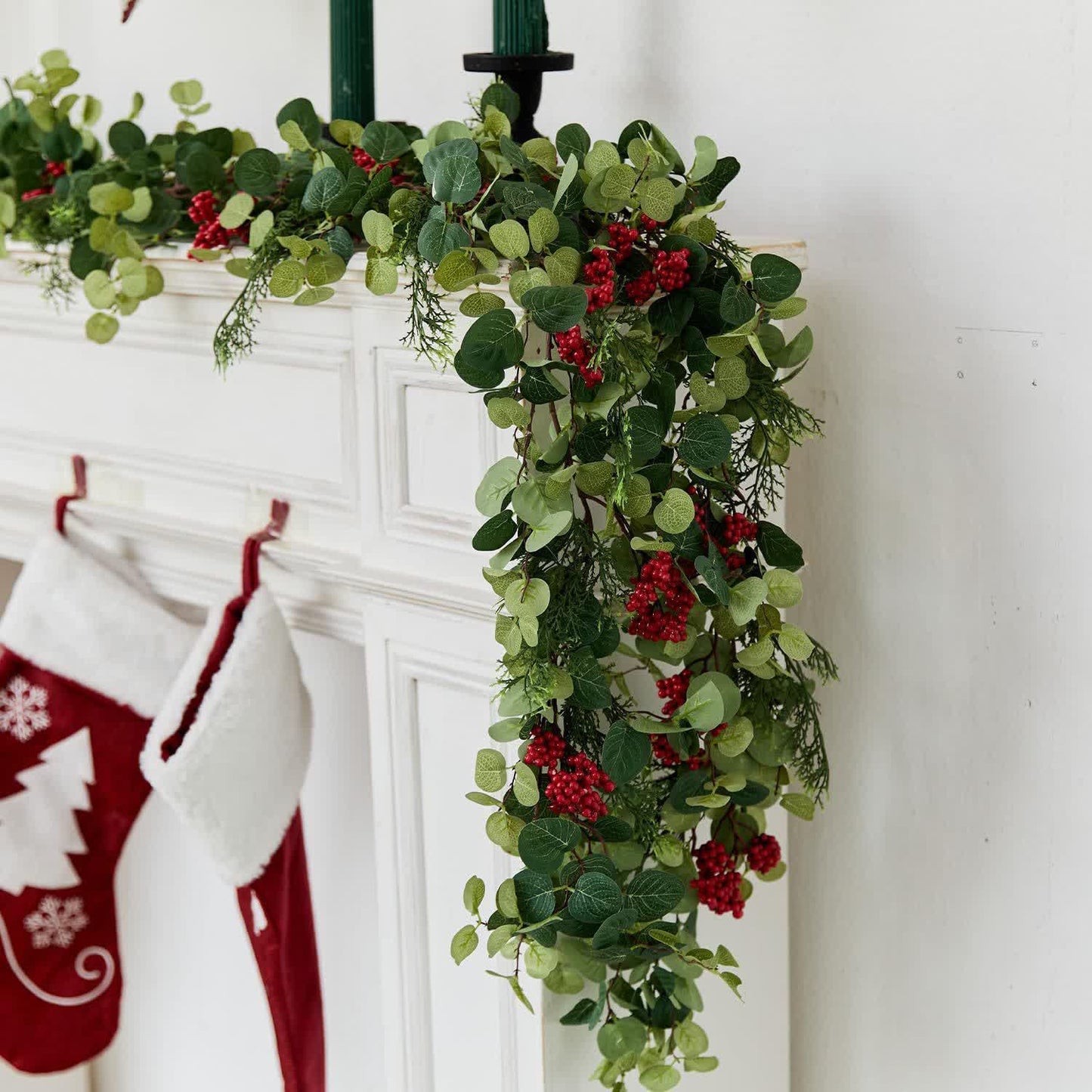 Décorations de Noël en bois de pin avec verdure artificielle