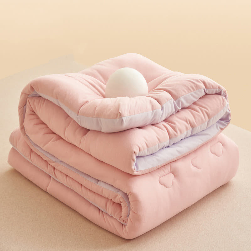 Couette chaude et moelleuse au style simple