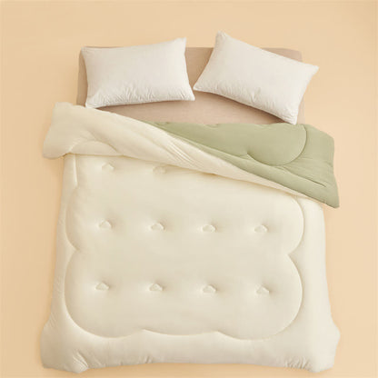 Couette chaude et moelleuse au style simple