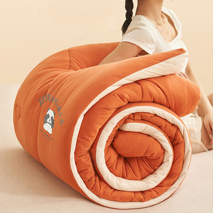 Couette chaude et moelleuse au style simple