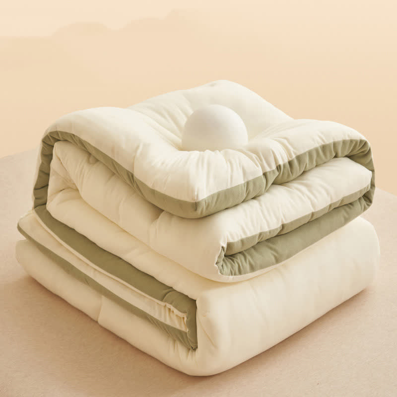 Couette chaude et moelleuse au style simple