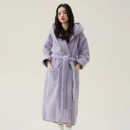 Peignoir long et chaud en polaire avec capuche