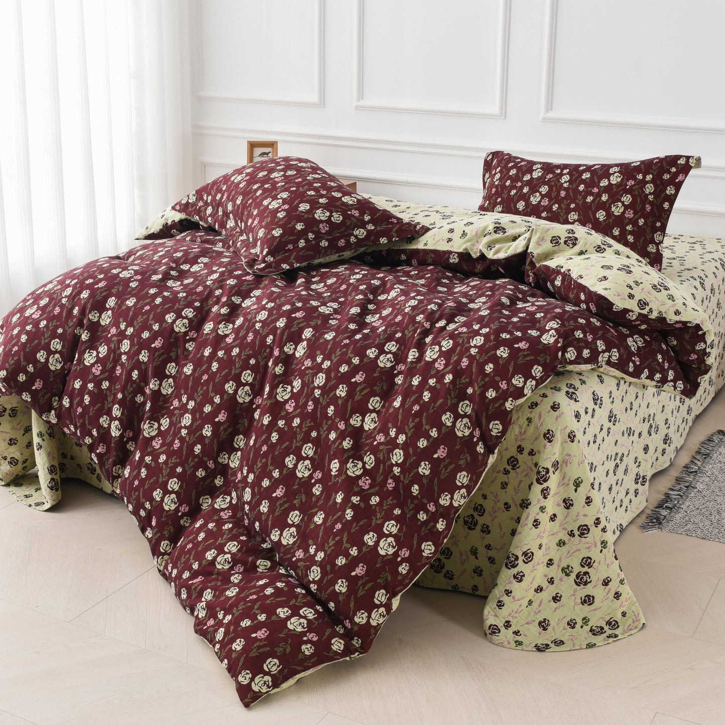 Parure de lit réversible en gaze de coton à motif rose (4 pièces)