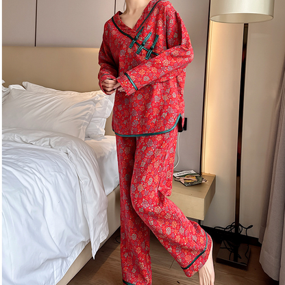 Ensemble pyjama oversize en coton rose avec bouton grenouille