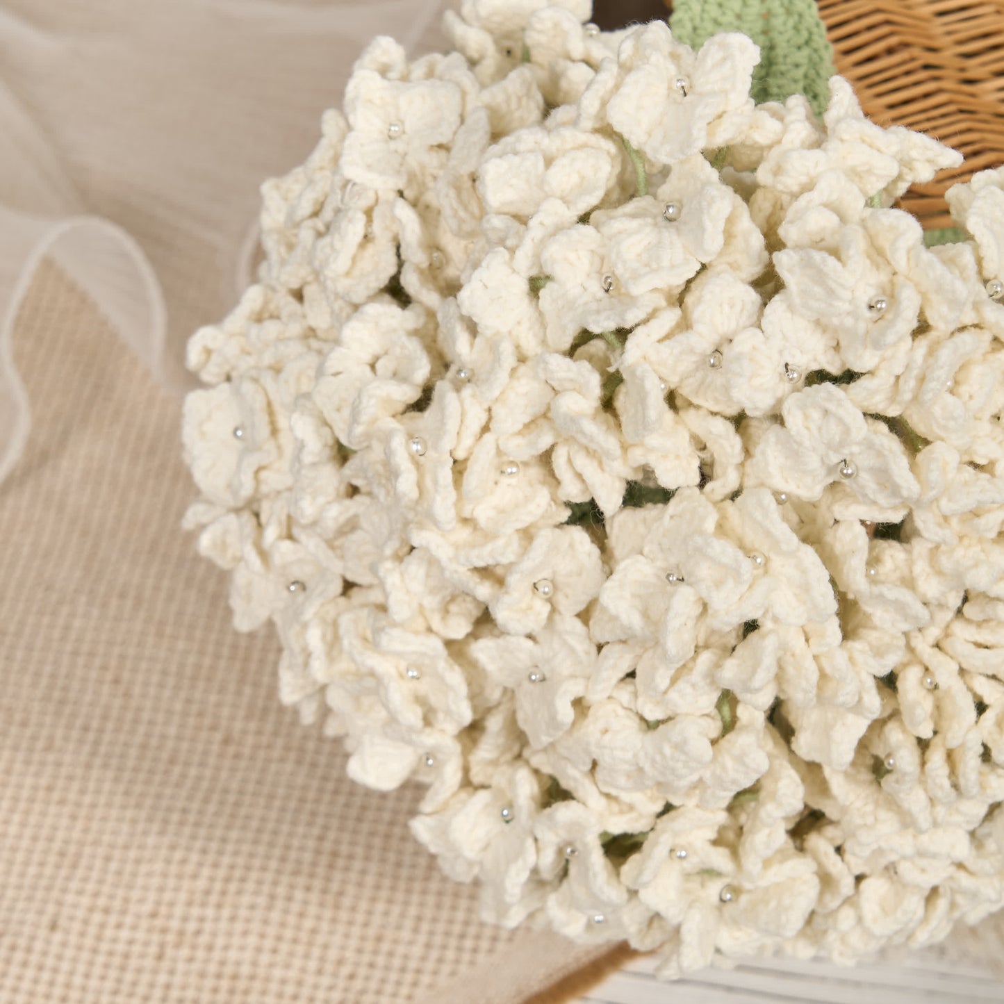 Bouquet d'hortensias au crochet, décoration d'intérieur, ornement