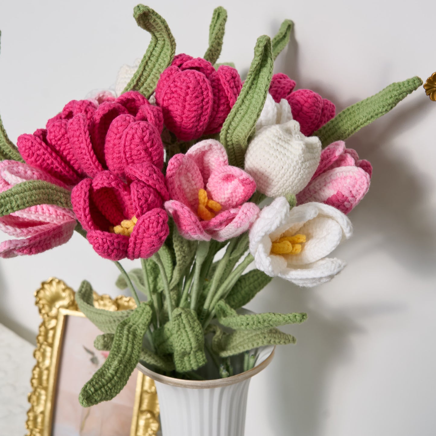 Ensemble de vases à bouquet de tulipes de style ferme au crochet