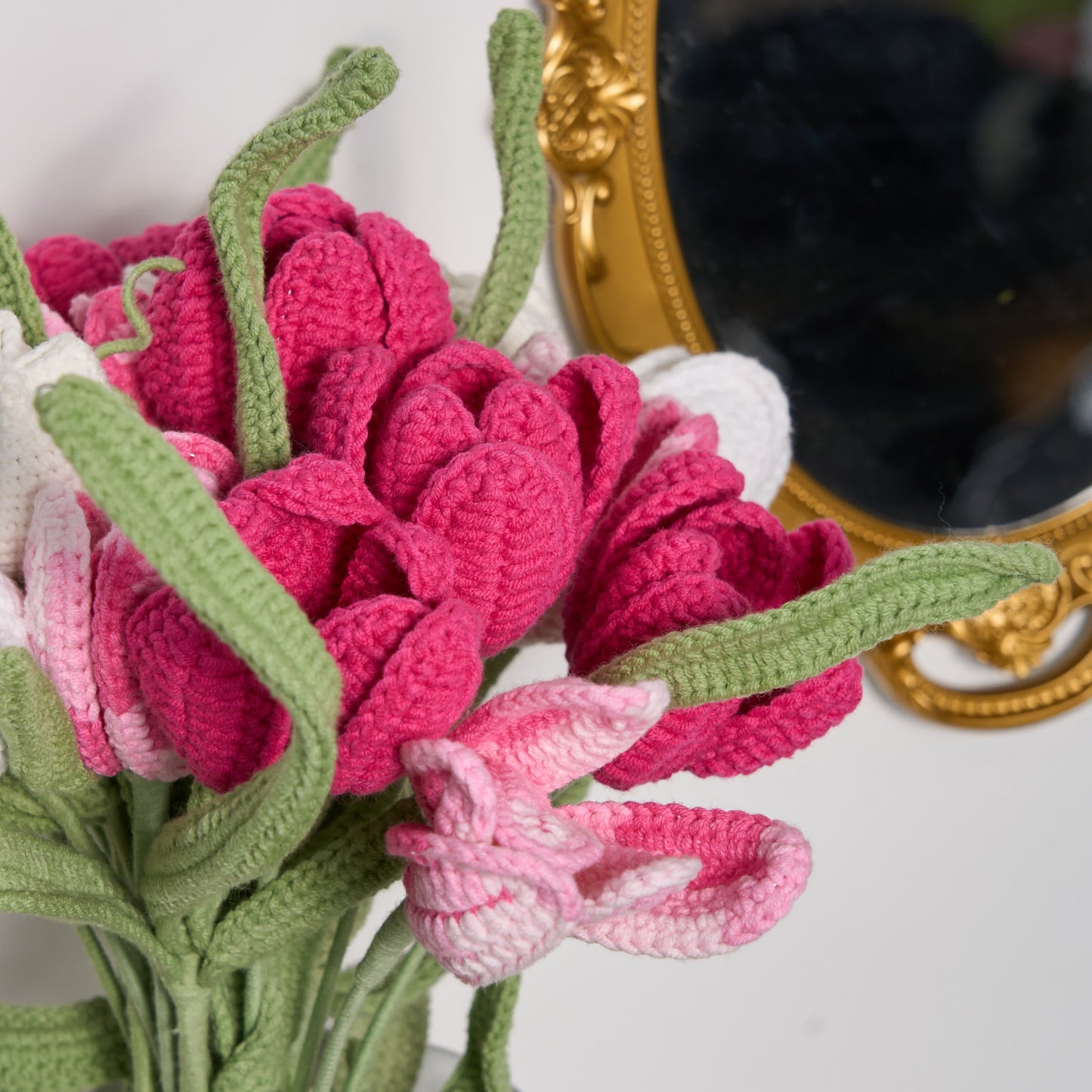 Ensemble de vases à bouquet de tulipes de style ferme au crochet