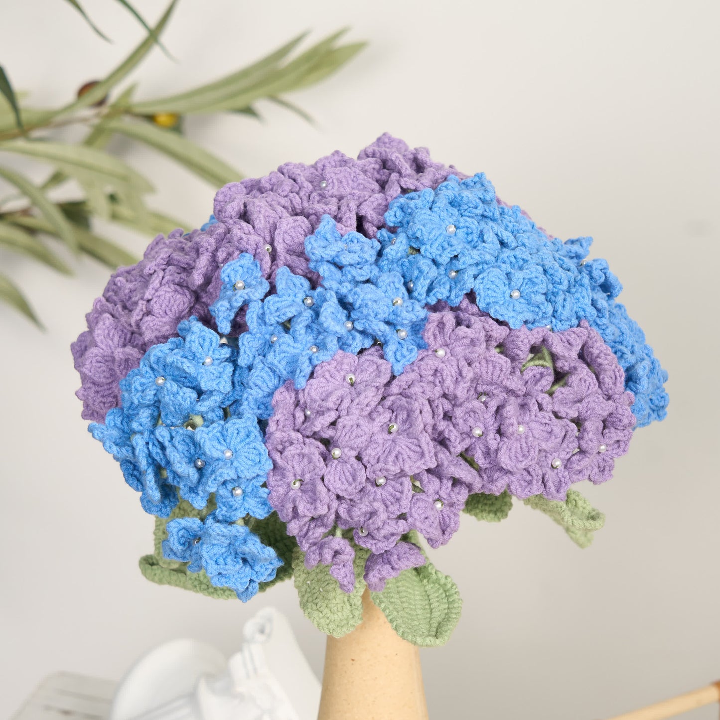 Bouquet d'hortensias au crochet, décoration d'intérieur, ornement