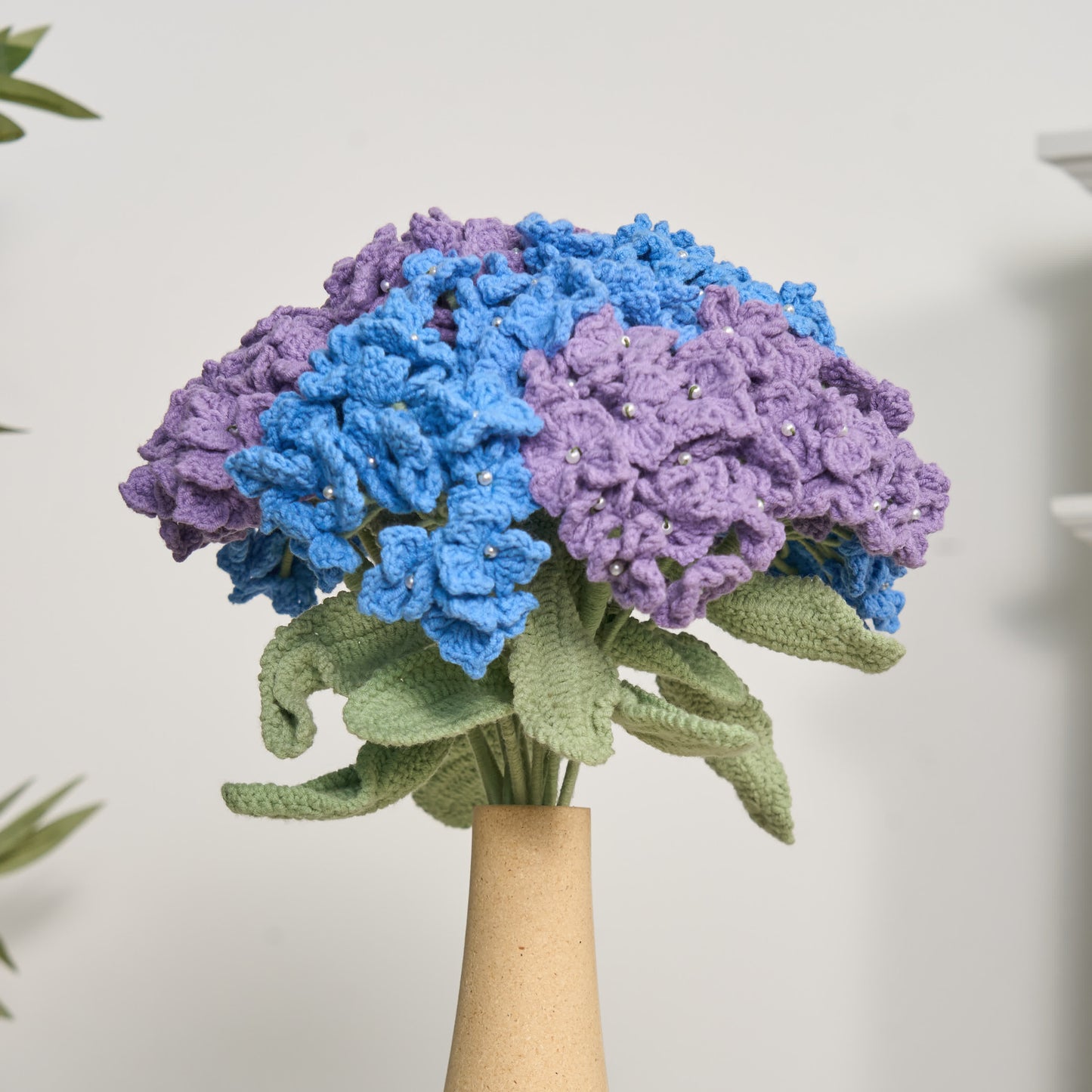 Bouquet d'hortensias au crochet, décoration d'intérieur, ornement