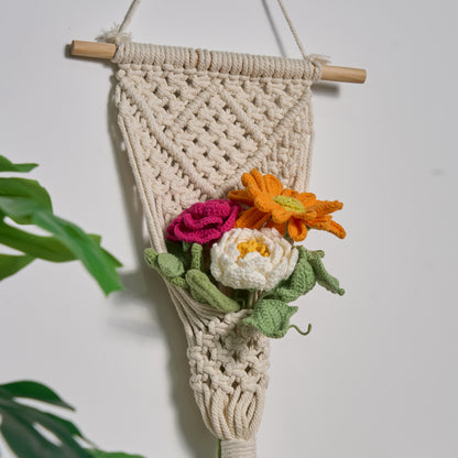 Bouquet de fleurs crocheté à la main comme décoration d'intérieur (5 pièces)