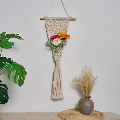 Bouquet de fleurs crocheté à la main comme décoration d'intérieur (5 pièces)