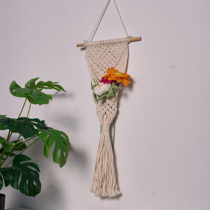 Bouquet de fleurs crocheté à la main comme décoration d'intérieur (5 pièces)