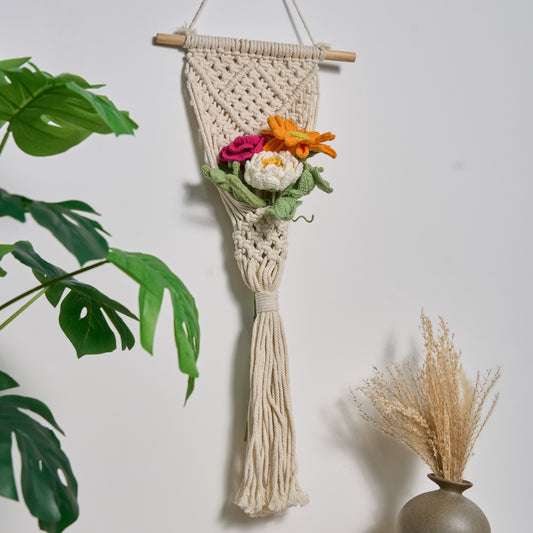 Bouquet de fleurs crocheté à la main comme décoration d'intérieur (5 pièces)