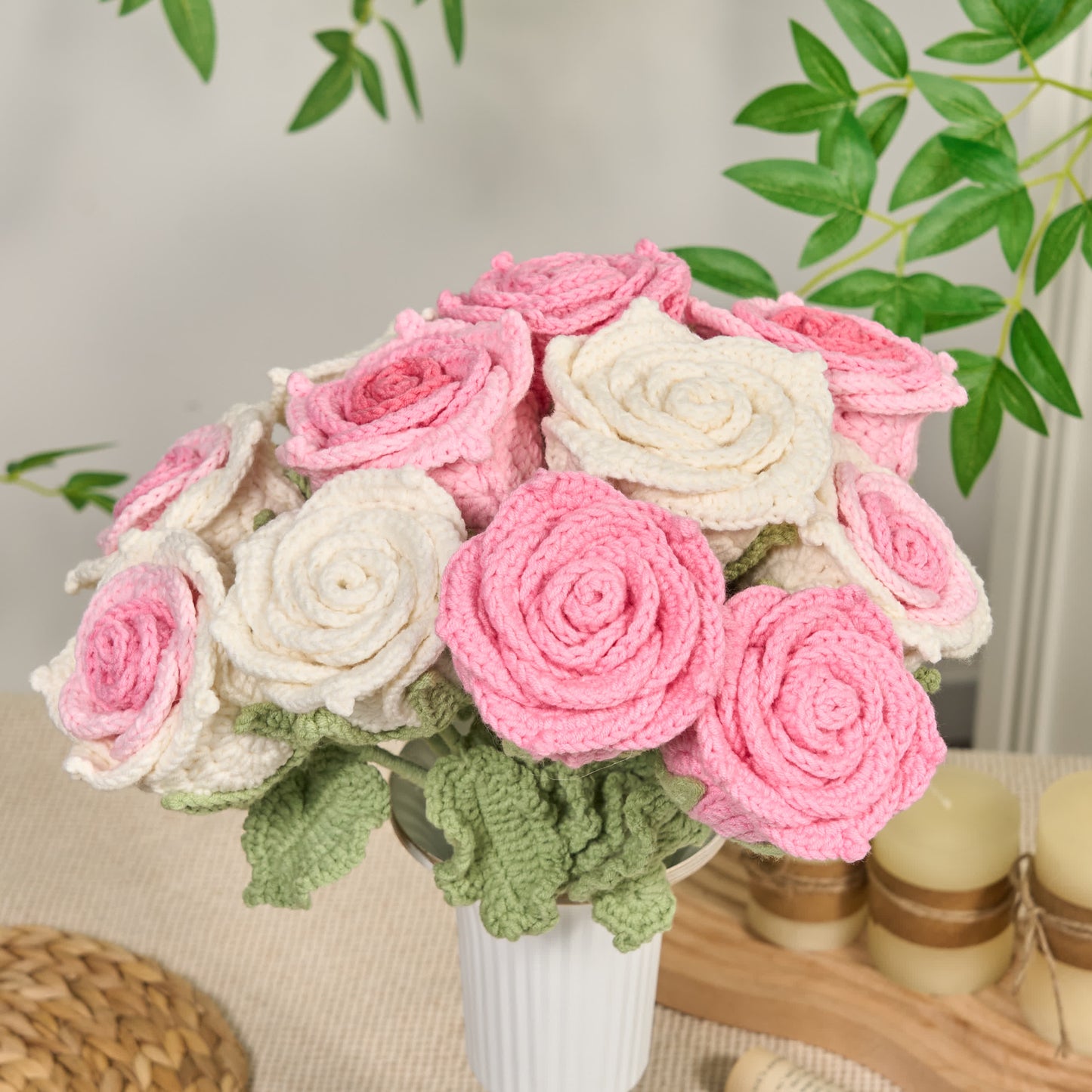 Fleurs artificielles roses crochetées à la main (12 pièces)