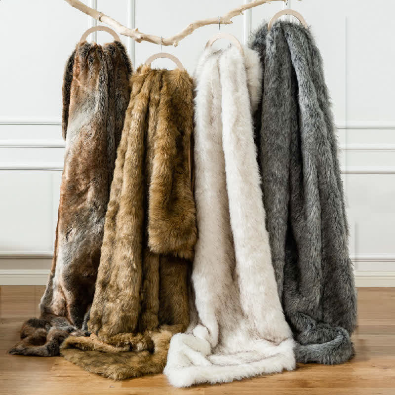 Couverture d'hiver luxueuse en fausse fourrure