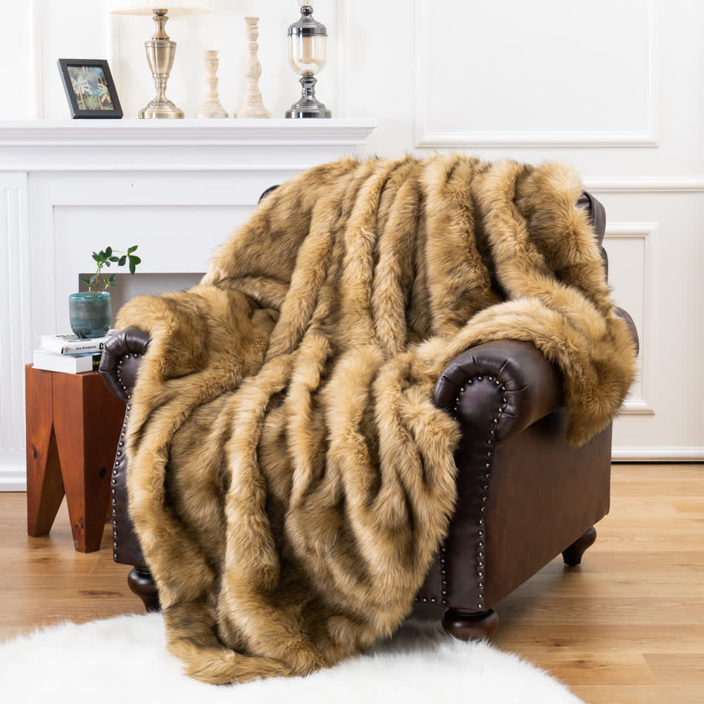 Couverture d'hiver luxueuse en fausse fourrure