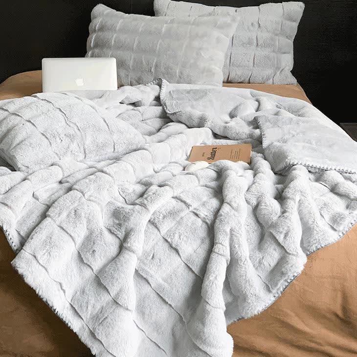 Couverture polaire simple, unie et douce