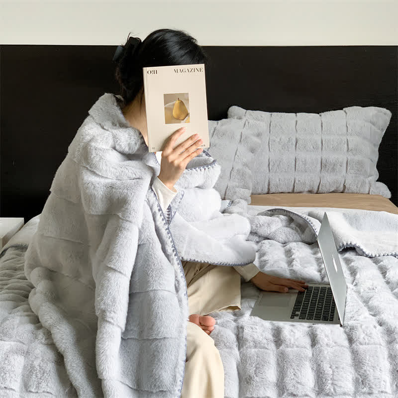Couverture polaire simple, unie et douce