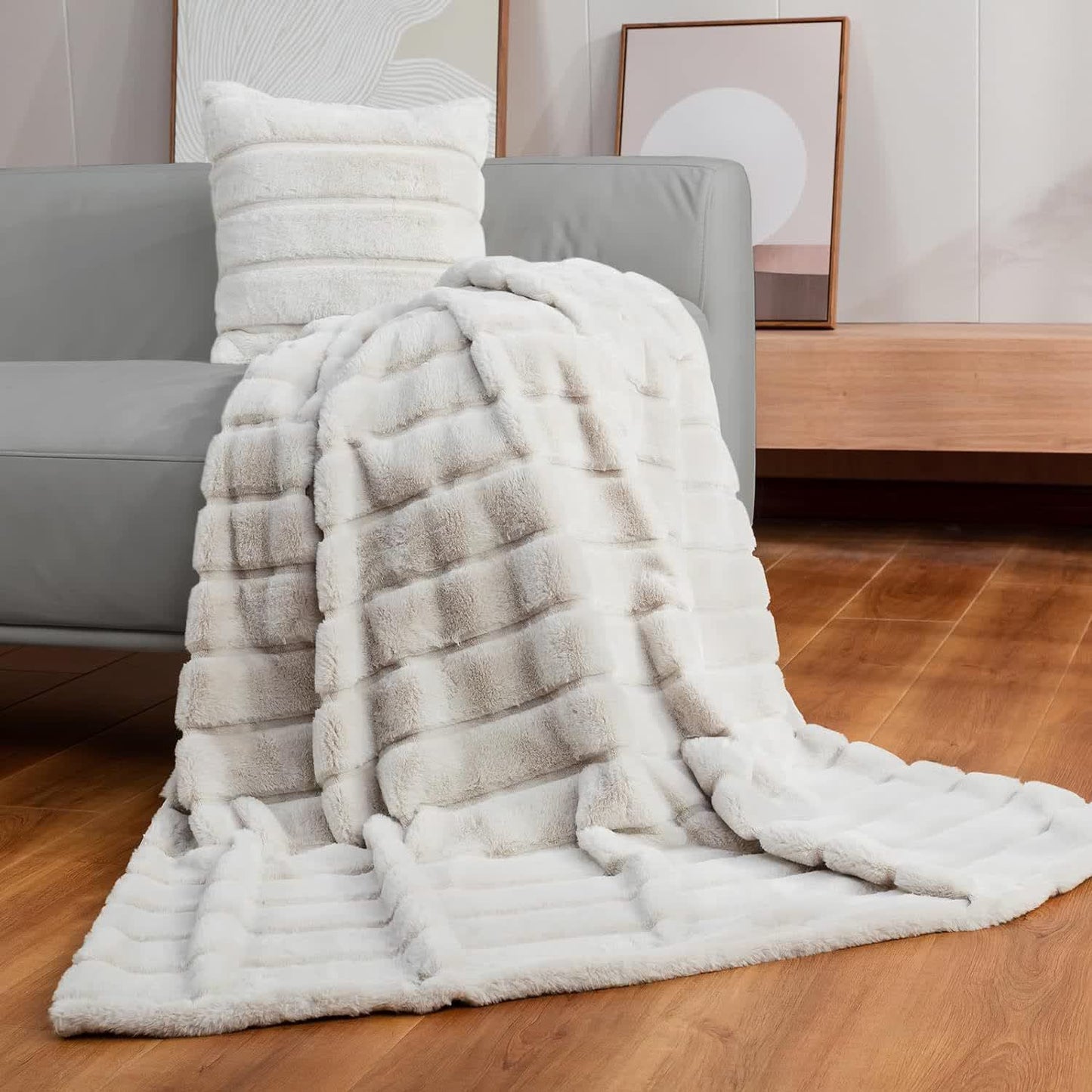 Couverture en peluche unie et rayée