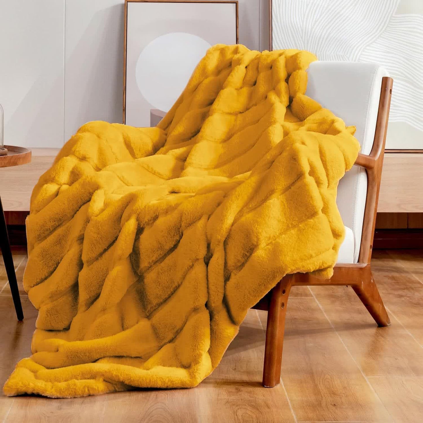 Couverture en peluche unie et rayée