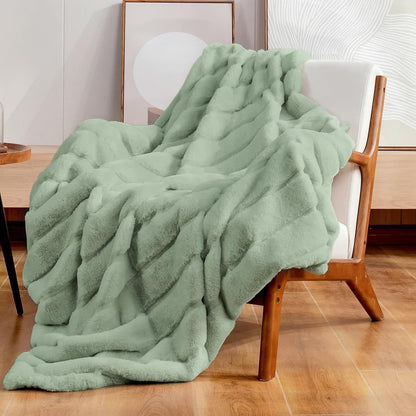 Couverture en peluche unie et rayée