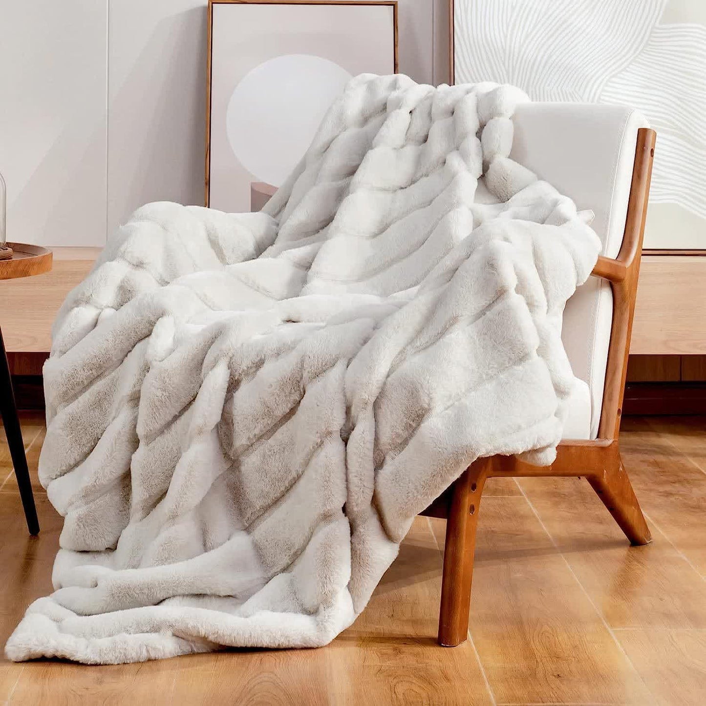 Couverture en peluche unie et rayée