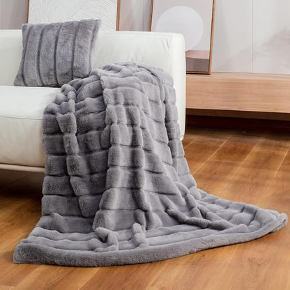Couverture en peluche unie et rayée
