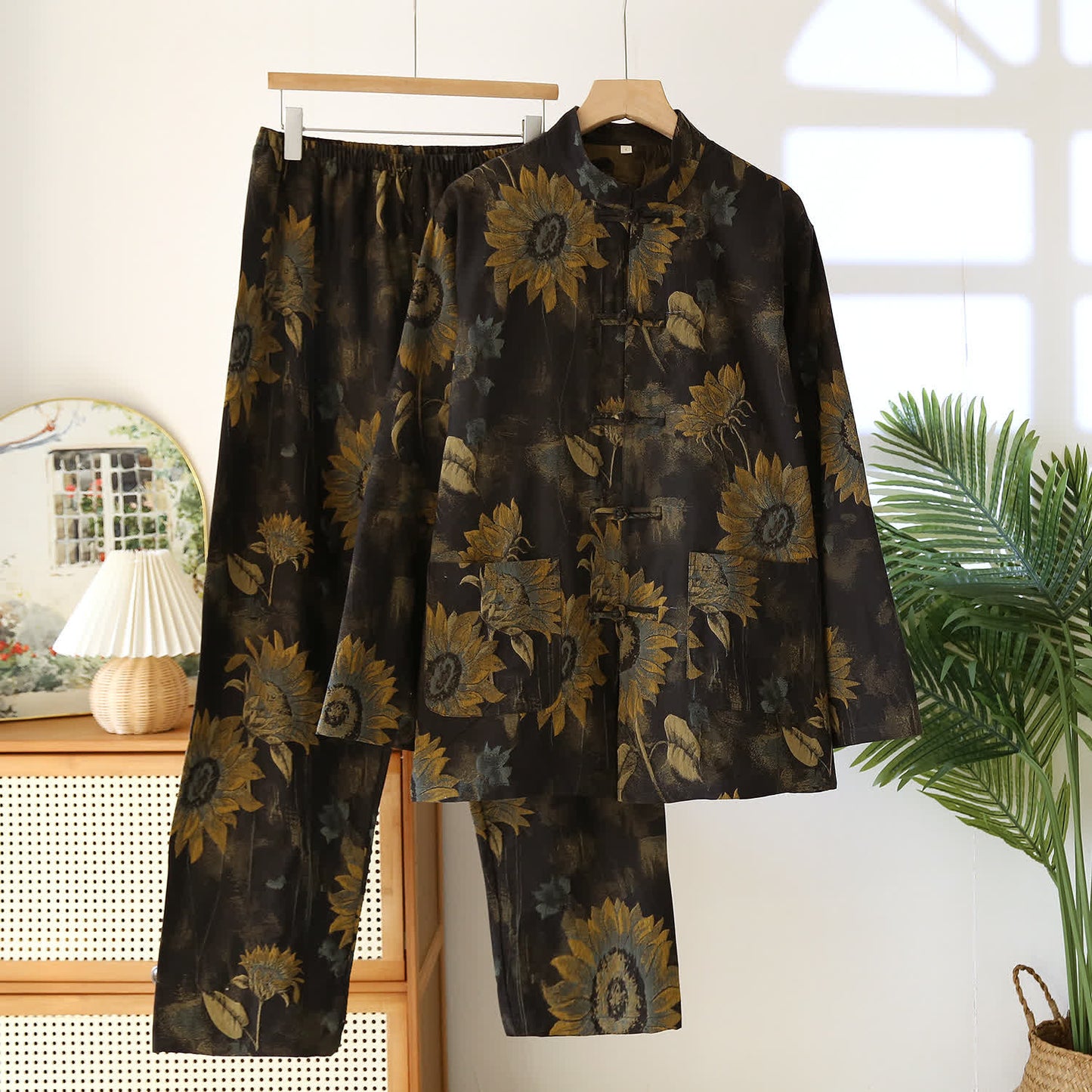 Ensemble pyjama rétro à col montant et motif tournesol pour couple