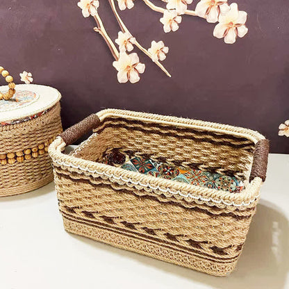 Panier de rangement fait main de style campagnard