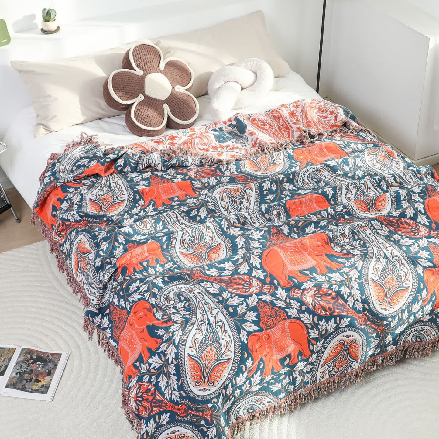 Couette légère en coton avec pompon éléphant cachemire