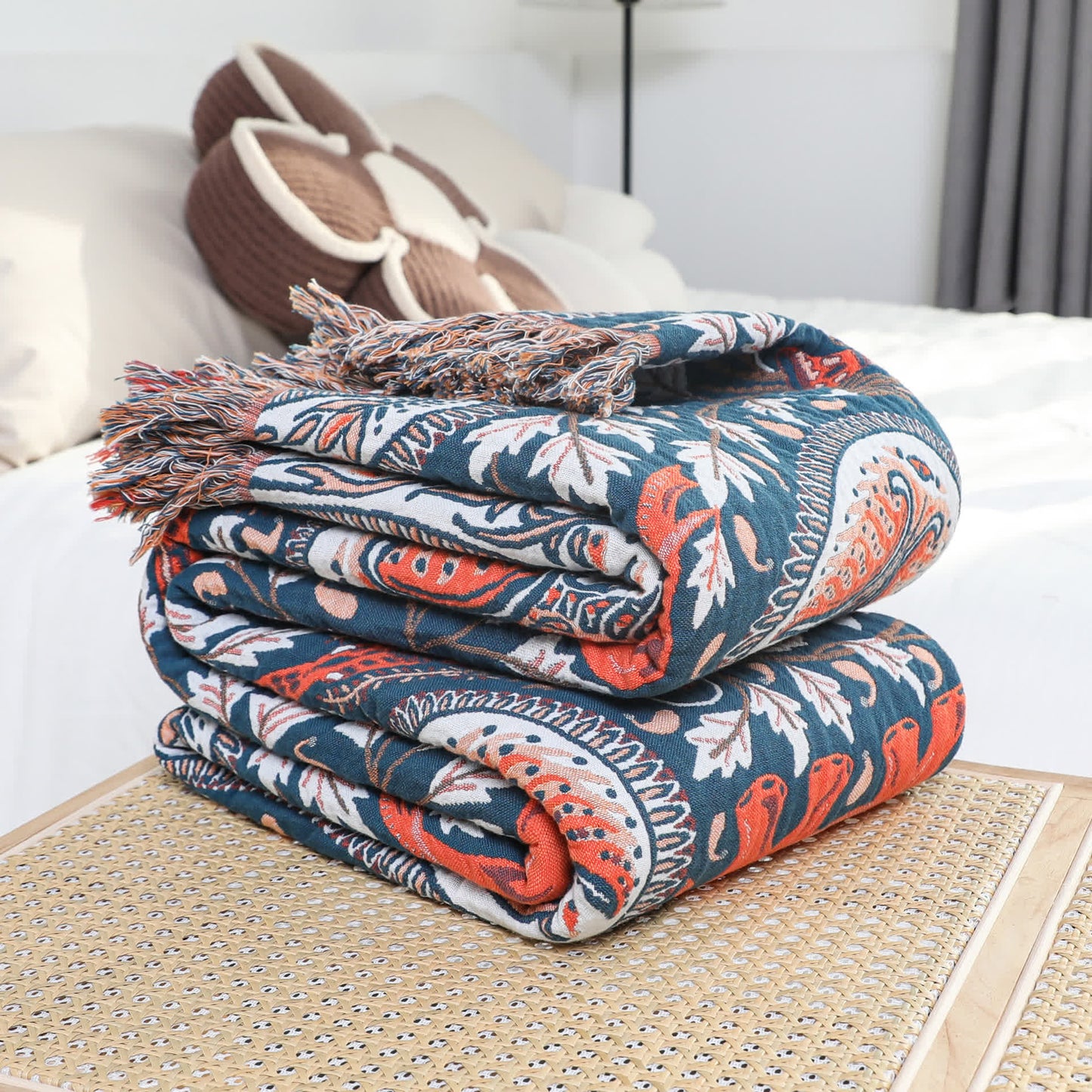 Couette légère en coton avec pompon éléphant cachemire