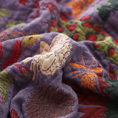 Couette vintage en gaze de coton avec pompons floraux