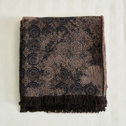 Couverture vintage en coton teint en fil avec motif en dentelle