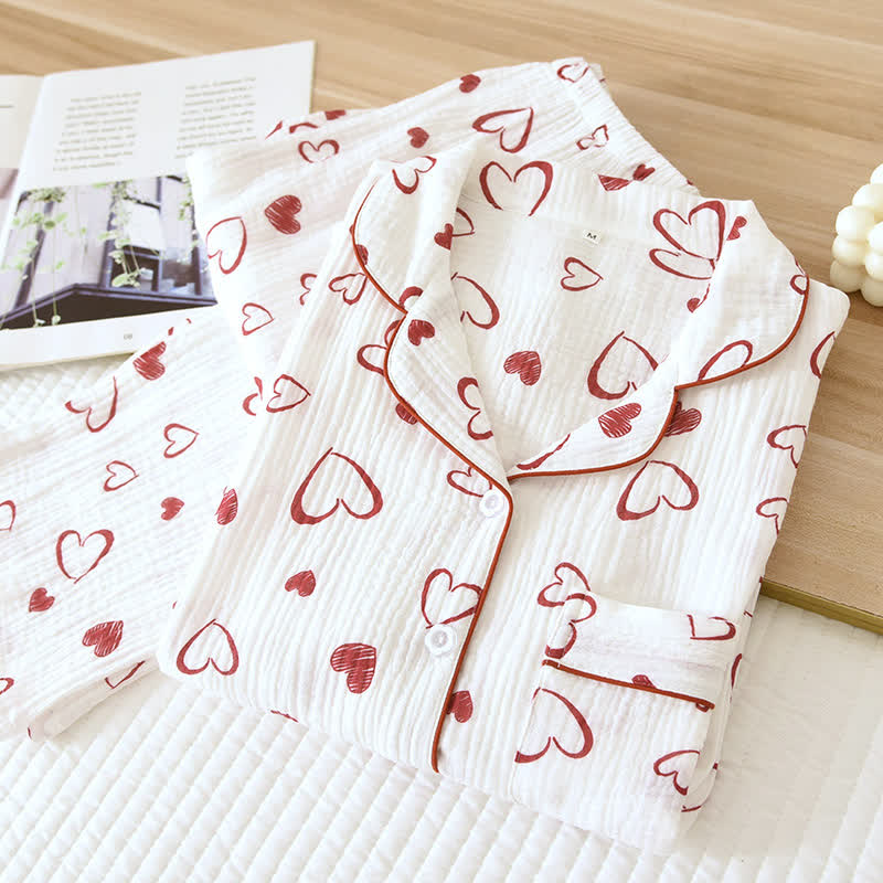 Ensemble pyjama en gaze de coton respirant avec revers en forme de cœur