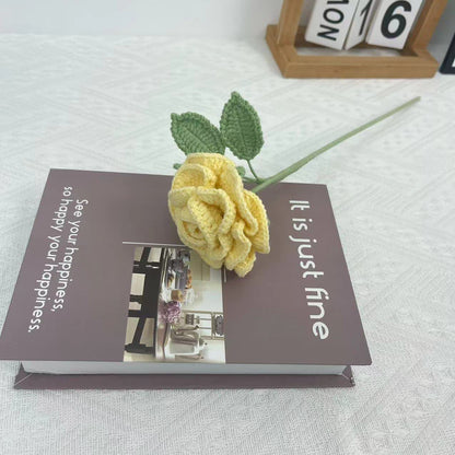 Rose artificielle, ornement en fil crocheté à la main