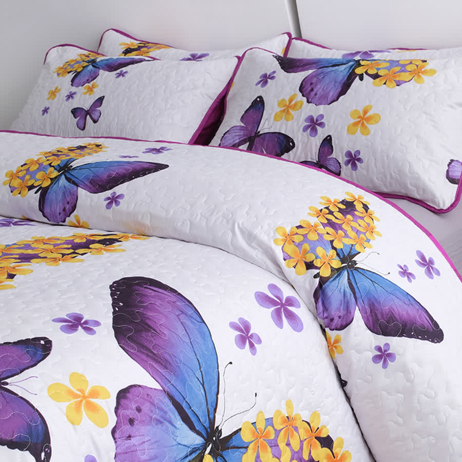 Parure de lit matelassée avec papillons ruraux (3 pièces)