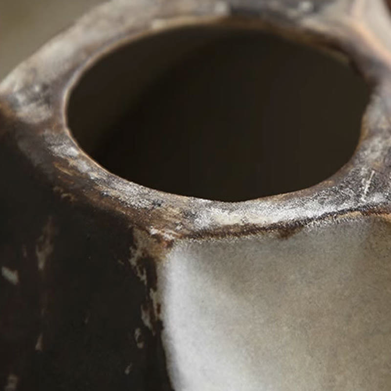Vase artistique peint à la main, ornement décoratif