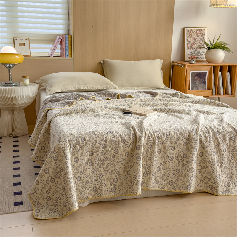 Couette en gaze de coton à trois couches à motif floral rafraîchissant