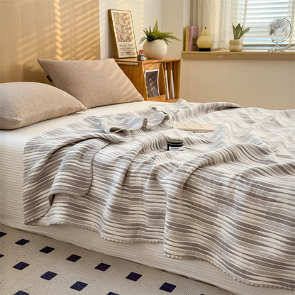Couette respirante et confortable en gaze de coton rayée
