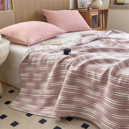 Couette respirante et confortable en gaze de coton rayée