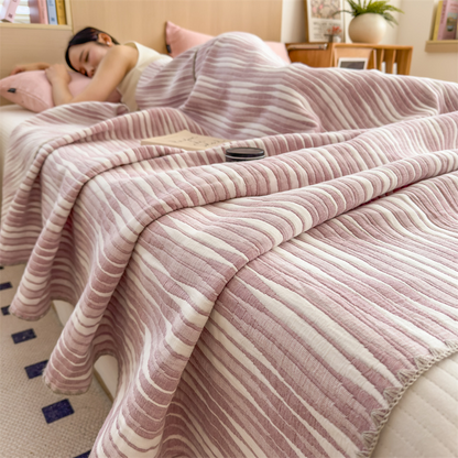 Couette respirante et confortable en gaze de coton rayée