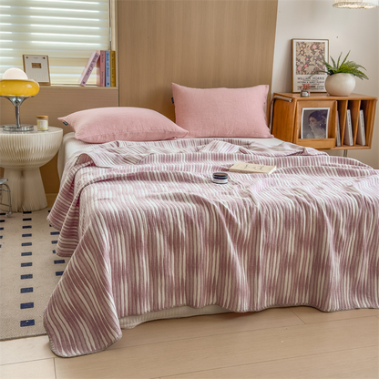 Couette respirante et confortable en gaze de coton rayée