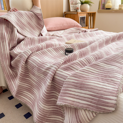 Couette respirante et confortable en gaze de coton rayée