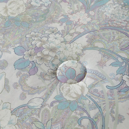 Couette douce et légère avec motif floral vintage