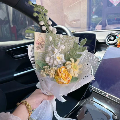 Bouquet de roses et de tournesols tricoté à la main au crochet